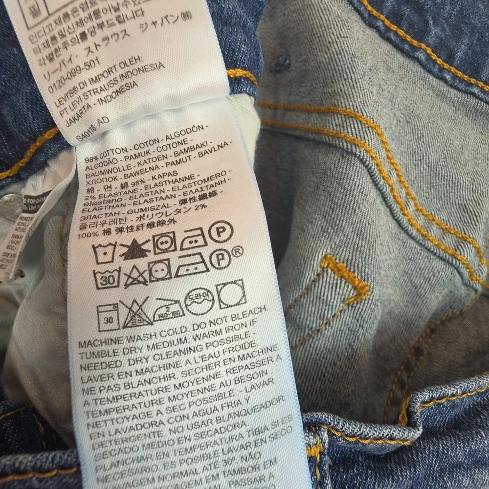 Levi's 559 Straight Leg Jeans Men's Size 40x34 Blue